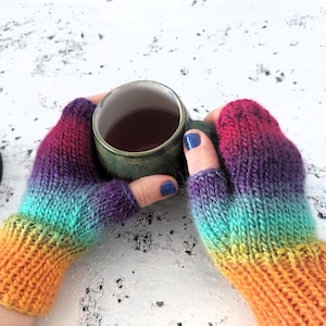 Rainbow Color Fingerless Gloves, Fleecy Handwear, Hand Knitted Colorful Mitten, Hippie Wrist Warmer, Writing Gloves, Winter Accessories