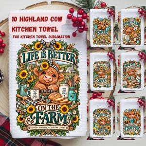 Pode incluir: Um pano de prato branco com textura de waffle apresentando um gráfico colorido de uma vaca Highland com girassóis, trigo e itens de fazenda. O texto diz "LIFE IS BETTER ON THE FARM" com "COFFEE SUNSHINE COUNTRY LIVING" abaixo.