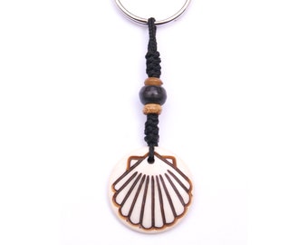 Keychain St. James Scallop Shell round