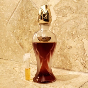 Vintage Guerlain Ode Parfum Extrait Decanted Sample. Not the full bottle you will receive a decant in a vial as shown in the photo.