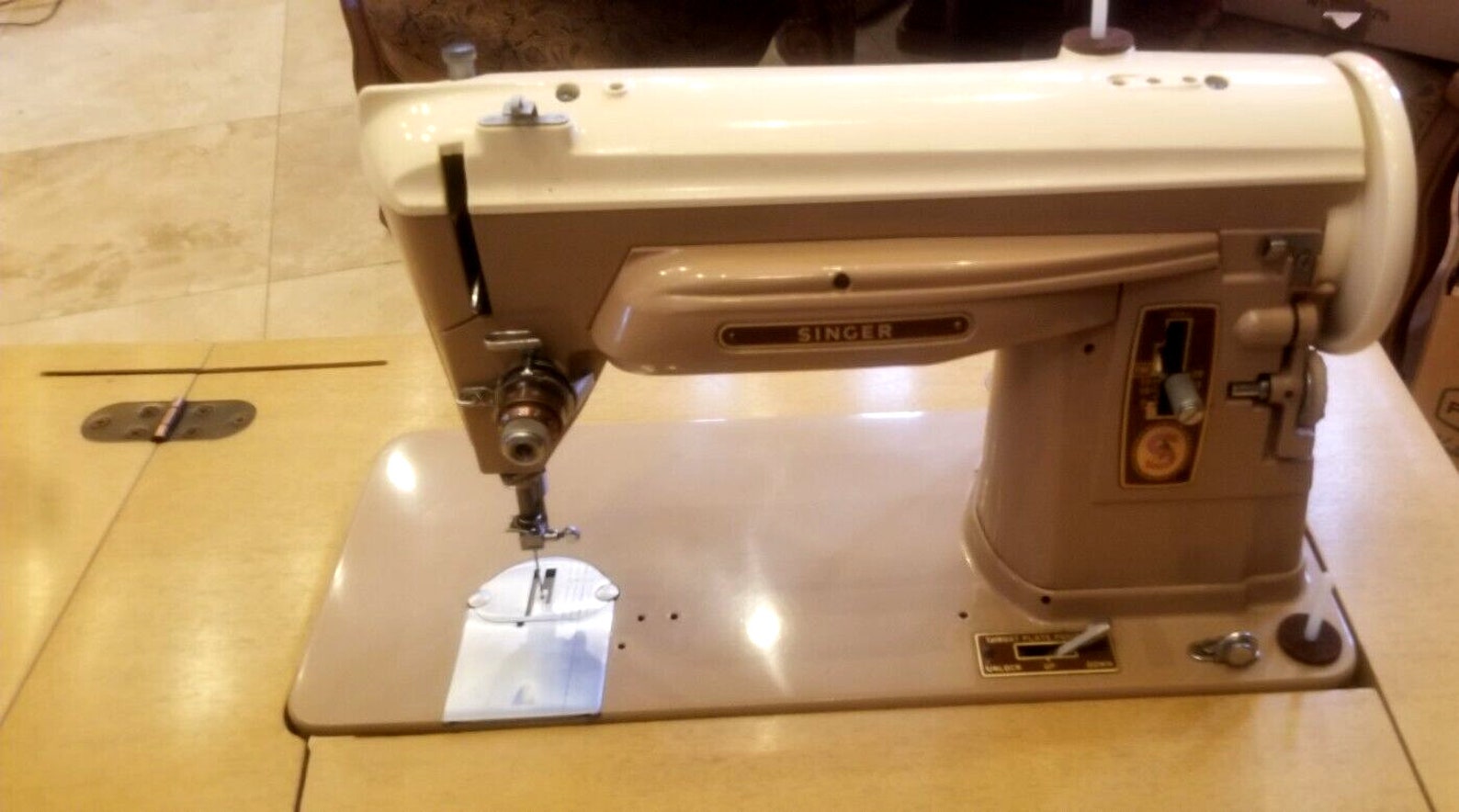 Singer 404 Sewing Machine W/ MCM Slant Needle Mid Century
