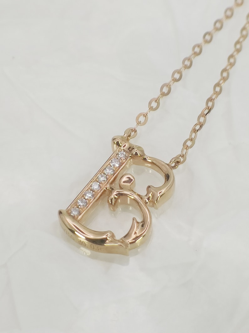 Gold chain with letter b Clearance
