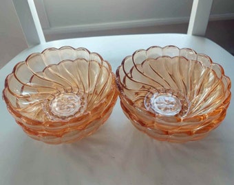 Vintage Peach glass Dessert bowls,  set of 4 glass bowls, small bowls, yogurt bowls, peach coloured glassware, ice cream bowls