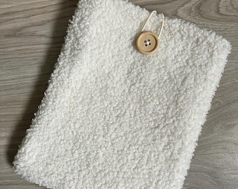 Book or e-reader pouch - Bouclette (size of your choice)