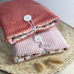 Corduroy book sleeve | Book or e-reader cover | Book protector | Gift for readers | Customizable