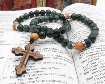 Moss Green Gemstone Orthodox Prayer Rope with Walnut Cross