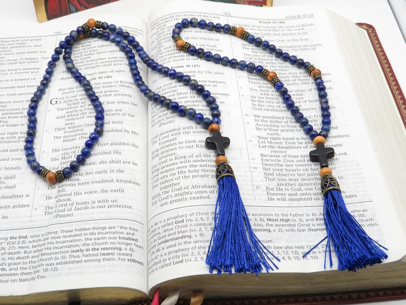 Corde de prière orthodoxe, perles de lapis lazuli, avec croix en pierre, espaceurs en bois d'olivier de Jurusalem, chotki, komboskini, chapelet, image 2
