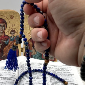 Corde de prière orthodoxe, perles de lapis lazuli, avec croix en pierre, espaceurs en bois d'olivier de Jurusalem, chotki, komboskini, chapelet, image 3