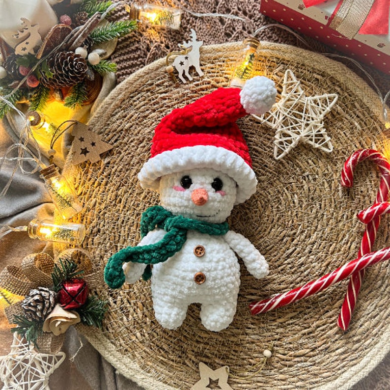 Set of 5 christmas crochet patterns: snowman, gnome, deer, santa claus, gingerbread man, christmas crochet pattern image 9