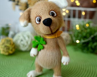 Crochet pattern toy the Puppy Lucky. PDF amigurumi pattern in English.