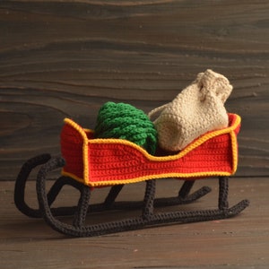 Set Christmas toys: Reindeer with a sleigh a bag for gifts and Christmas tree, PDF English Español pattern, Christmas décor image 8