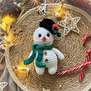 Set of 5 christmas crochet patterns: snowman, gnome, deer, santa claus, gingerbread man, christmas crochet pattern image 5