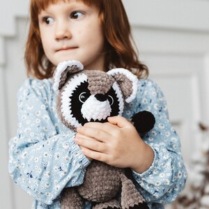 Raccoon crochet pattern, amigurumi crochet tutorial, forest animal pdf, häkelanleitung pattern on English, French, German zdjęcie 8