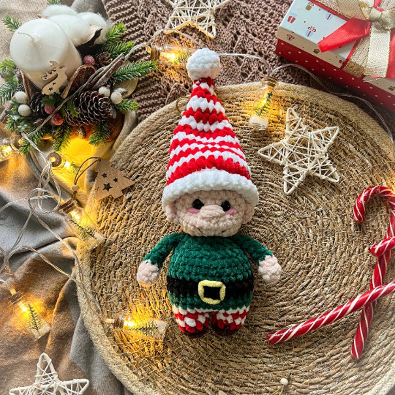Set of 5 christmas crochet patterns: snowman, gnome, deer, santa claus, gingerbread man, christmas crochet pattern image 6