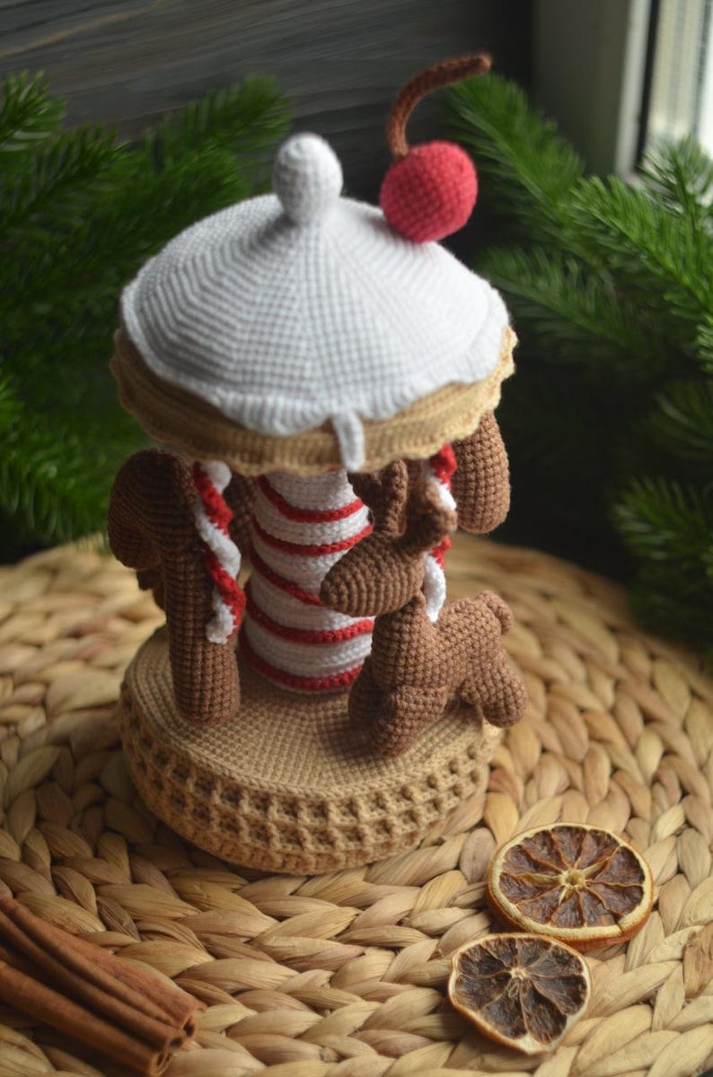 Reindeer Carousel Crochet Pattern PDF ENG 2-in-1 Spinning or Static ...