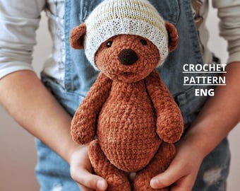 Padrão de Ursinho de Crochê: Urso Amigurumi com Gorro de Tricô (PDF ENG)