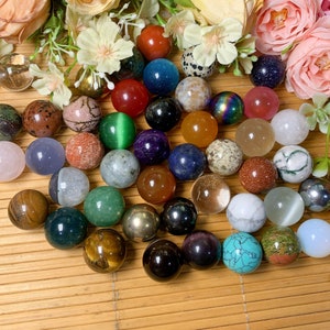 Mini Crystal Spheres, Small Crystal Balls, Bulk Mix of Crystal Mini Sphere,Mixed Stones, Small Sphere, Stone Sphere, Crystal Sphere Set 20mm