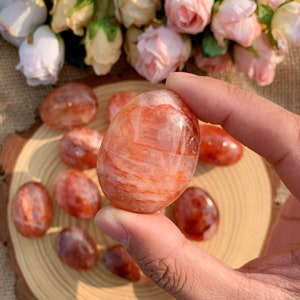 1PC  Fire Quartz Palm Stones Fire quartz palm Hematoid Quartz Crystal Palm Stones Crystal Palm Stone Healing Crystal Gifts Halloween Gift