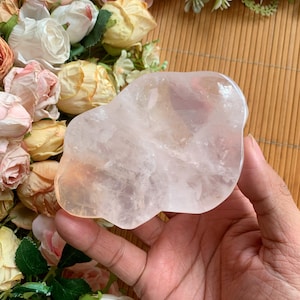 Rose Quartz Freeform Bowl - 11x8cm 230g Hand-Carved Crystal Dish, Organic Love Energy Altar Piece & Jewelry Tray (Gift Ready)