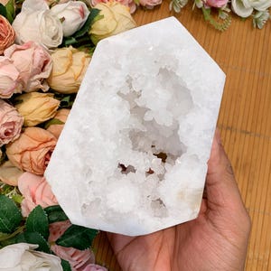 710g Natural Clear Quartz Geode Tower | Free Form | Healing Crystal | Home Decor | Housewarming Gift, s Halloween Gift