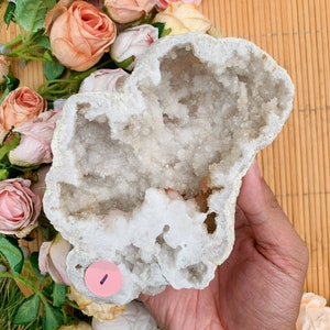Stunning White Quartz Geode,  Crystal Quartz Geodes, Opened Quartz Geodes, Crystal, Sparkly Geodes, White Geode, Quartz Druzzy, Wedding Gift