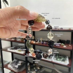 Natürliches Meteorit-Armband - Moldavit + Tibeter / Pallasit / Cintamani-Mix, kosmische Überraschung in Geschenkbox