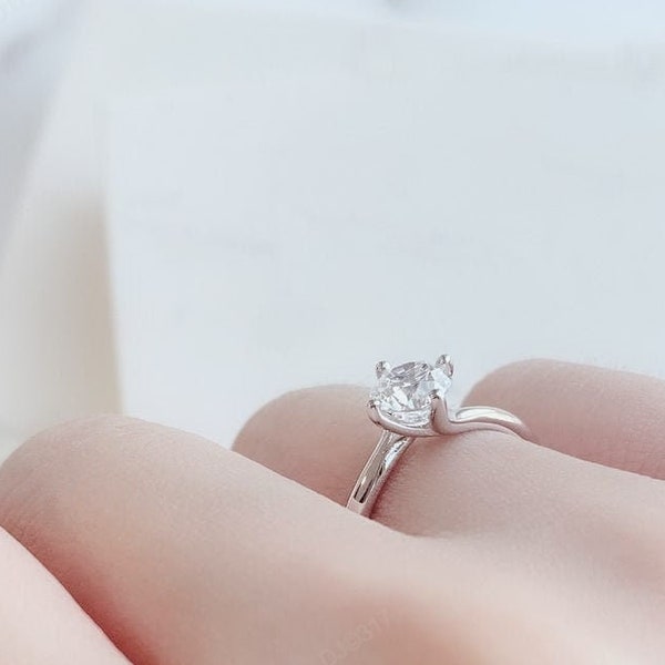 Gold Engagement Ring | Diamond Wedding Ring | Round Diamond Cut | Wedding Ring for Her | WhiteGoldring Giftforher Solitairring