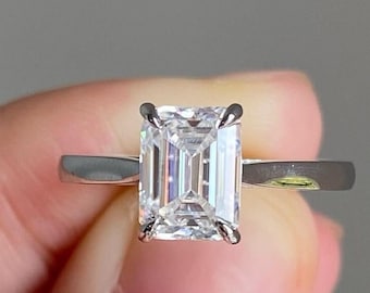 2.0 CT Emerald Cut Moissanite Engagement Ring | Solitaire Ring Verlobungs ring | Gold ring | Valentine Day Gift Ring Giftforher