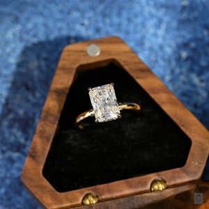 2.0 CT Emerald Cut Moissanite Engagement Ring Verlobungs ring Trauring Gold ring Valentine Day Gift Ring Hidden Halo Ring image 3