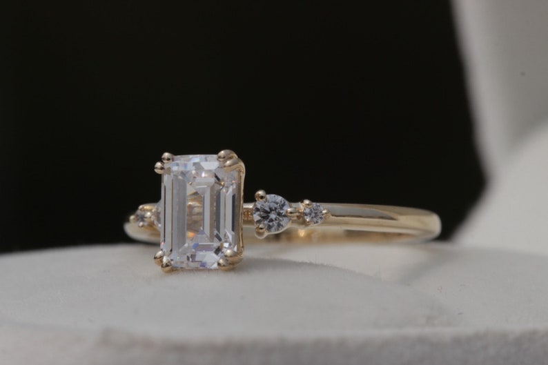 1CT Radiant Cut Moissanite Engagement Ring Diamond Engagement Ring Verlobungs gold ring Radiant cut ring Multi stone style Ring image 1