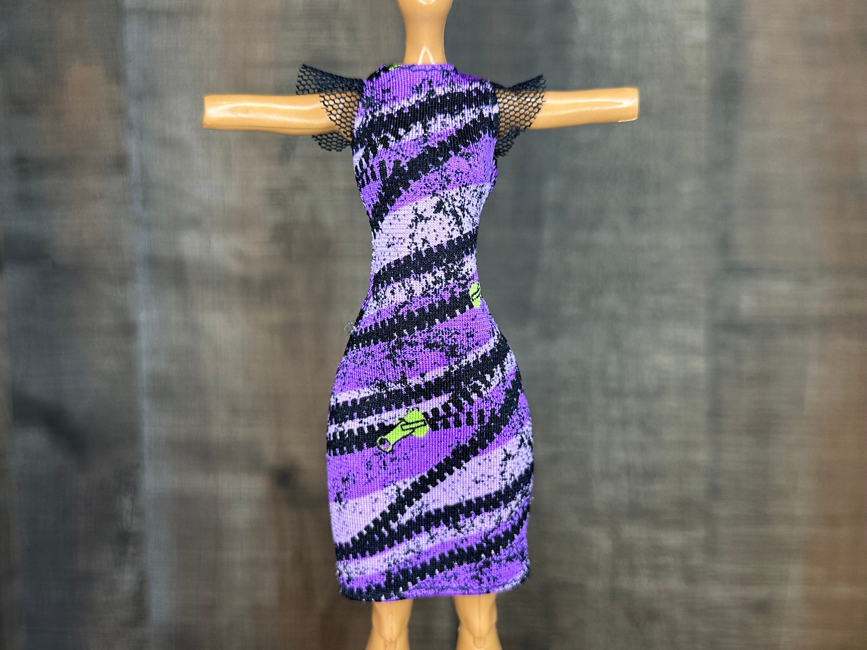 monster high purple dress Exploring New Monster High Dresses for Spectra