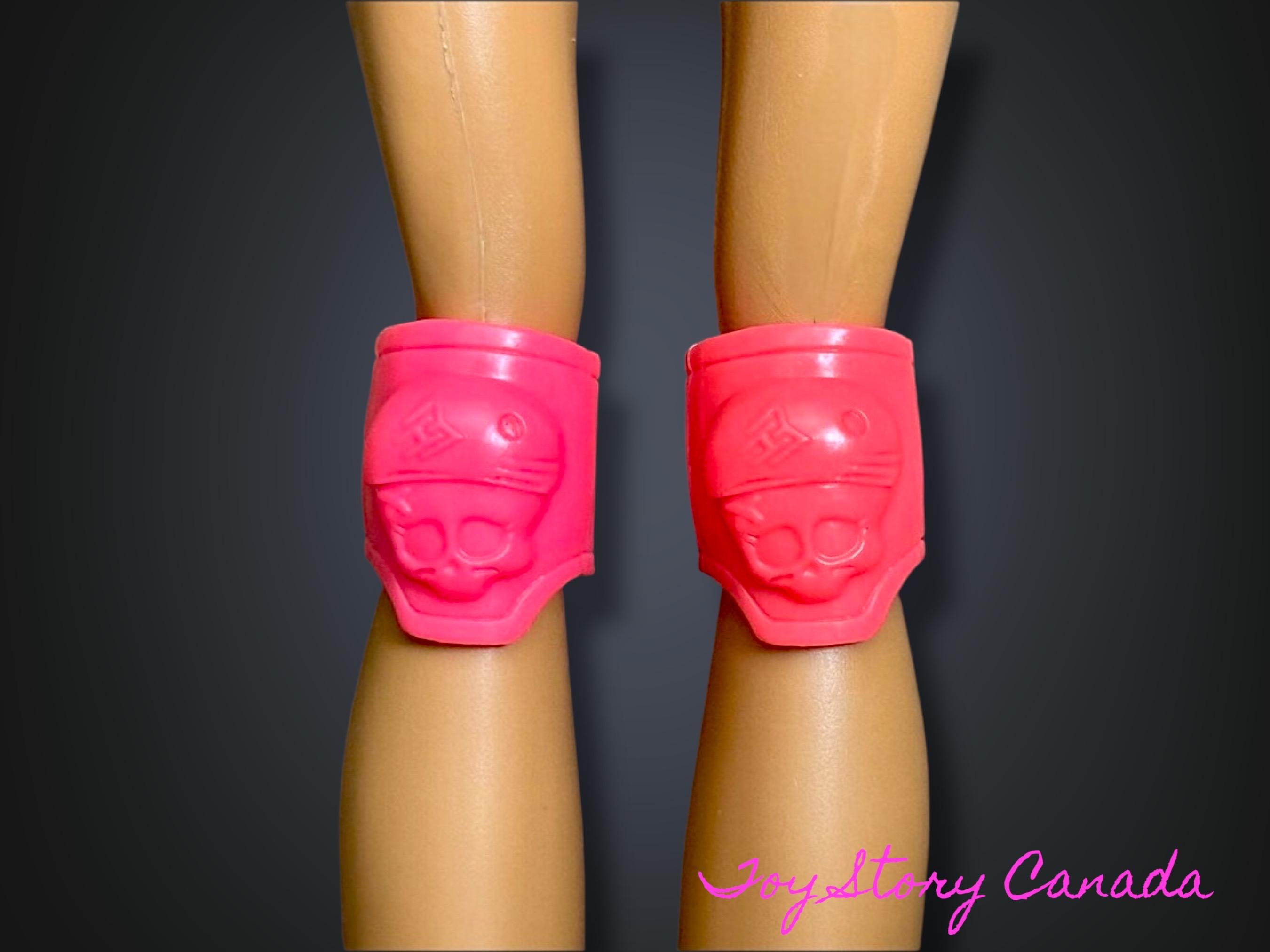 Monster High Ghoulia Yelps ~ Skultimate Roller Maze ~ Pink Knee