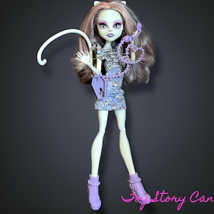 Catrine Demew ~ Ghoul Chat ~ Monster High Puppe (Haare entklebt)