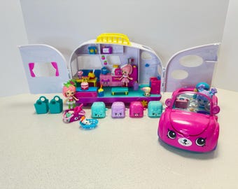 Shopkins ~ Happy Places Rainbow Beach ~ Happy Campervan #2 con Bearry Fun Convertible! B1