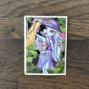 Abbey Bominable ~ Skull Shores ~ Trading Card