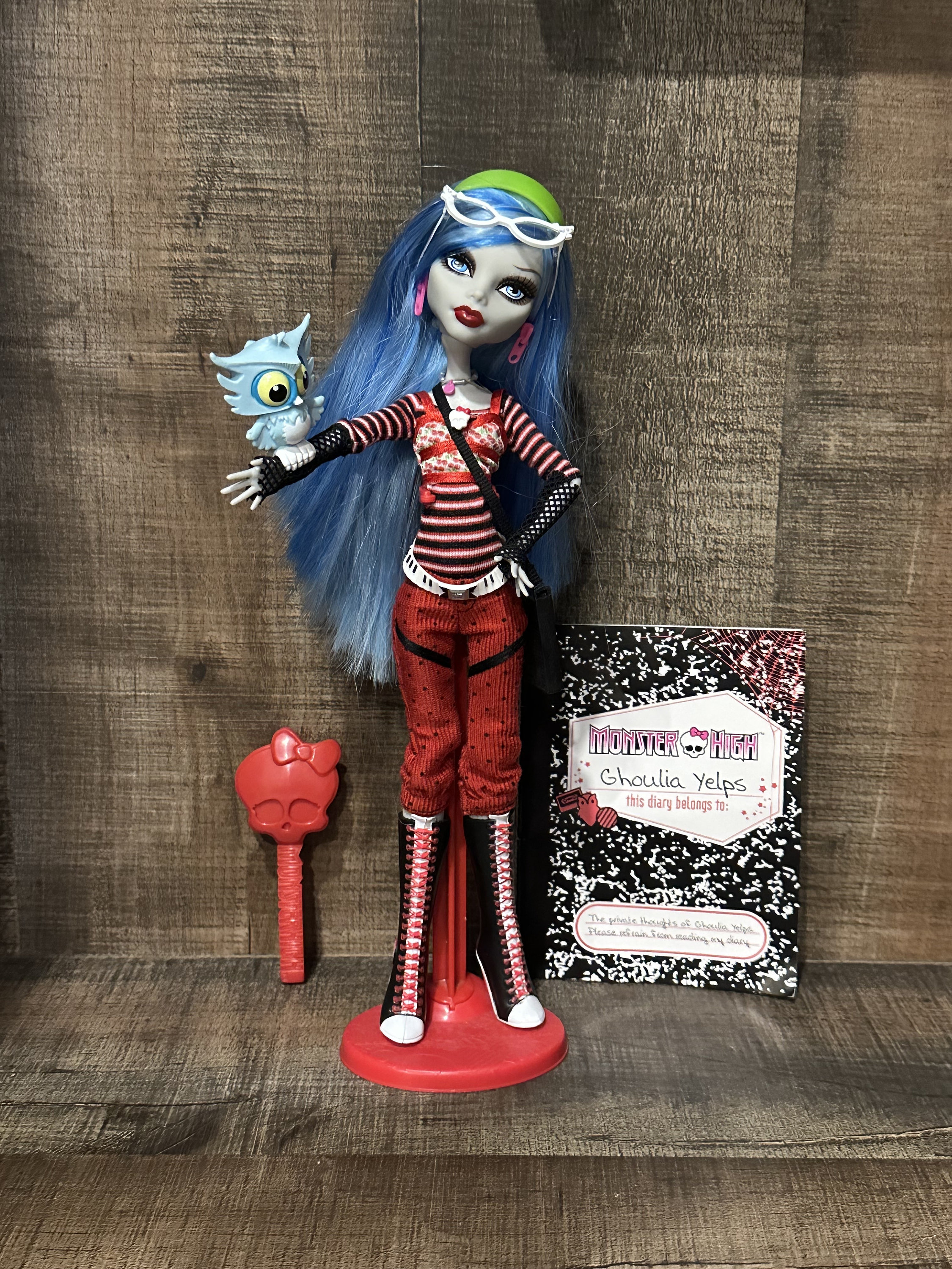 Monster High First Wave Cleo De Nile Doll W/Diary Elastic Joints Mattel