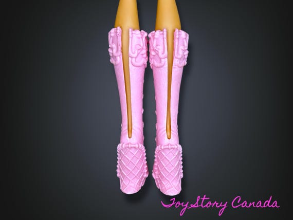 sex doll in boots maskgirl #maskgirl #sexdoll #sexdoll #Thigh Boots #latex #latex gloves  #silicone #siliconefemalemask main image 1