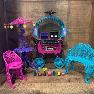 Zestaw Monster High Scaris City of Frights Cafe Cart ~ UKOŃCZONY!