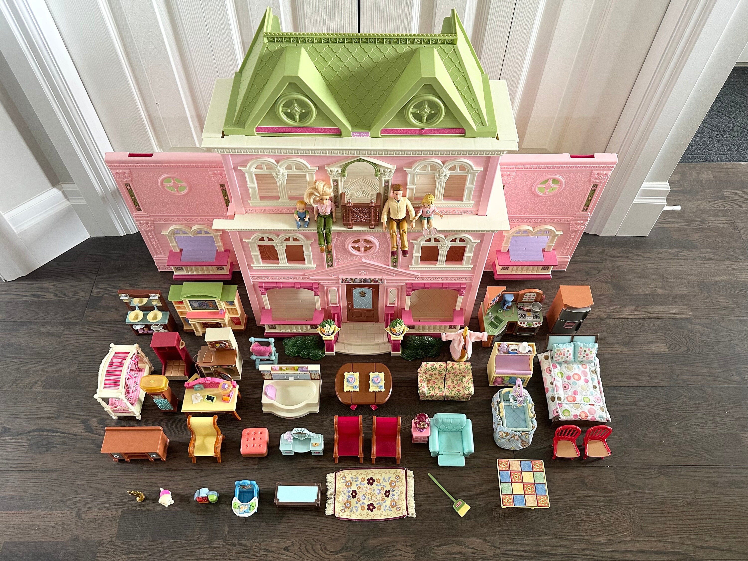 Fisher price loving cheap family grand mansion dollhouse