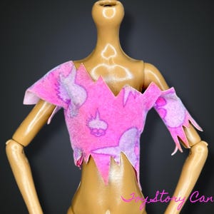 Monster High Venus McFlytrap ~ Festival de Música ~ Top corto rosa