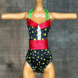 Ghoulia Yelps ~ Skull Shores ~ Swim Suit
