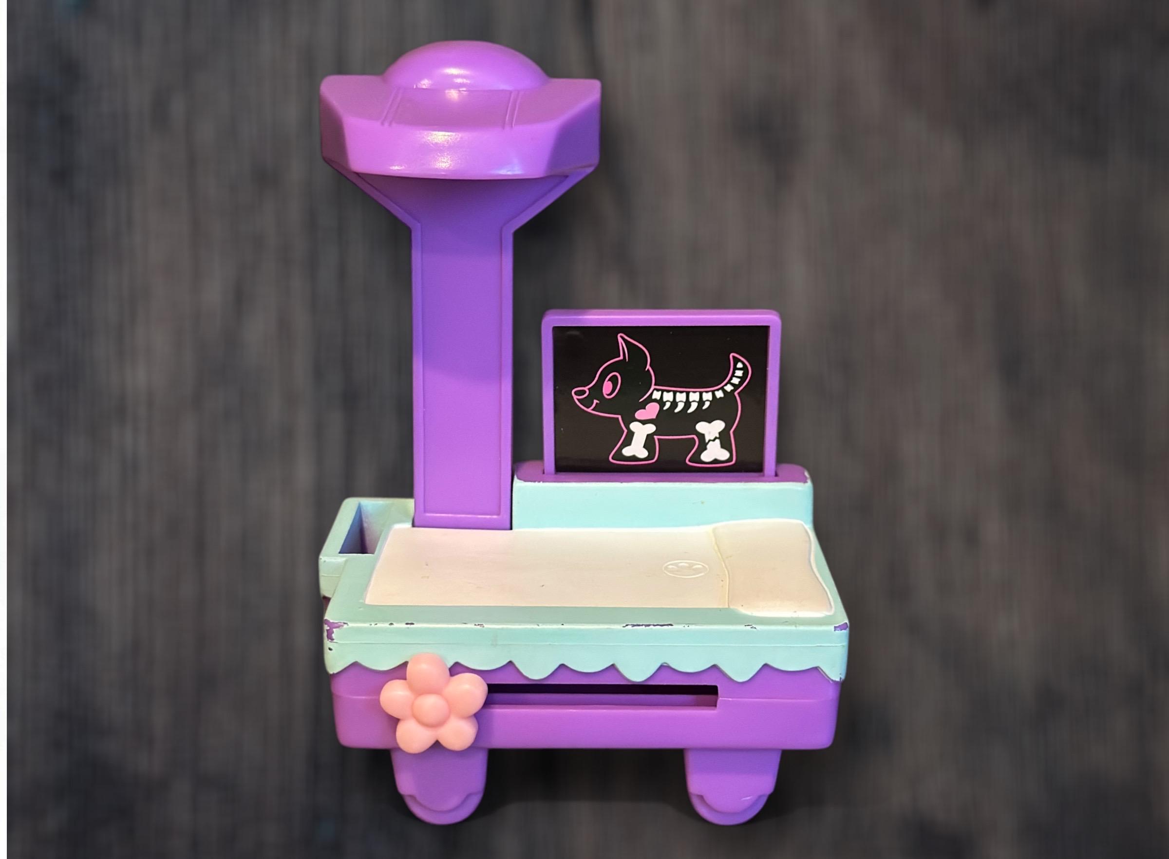 Littlest Pet Shop ~ Get Better Center ~ Purple X-ray Table #1, B9