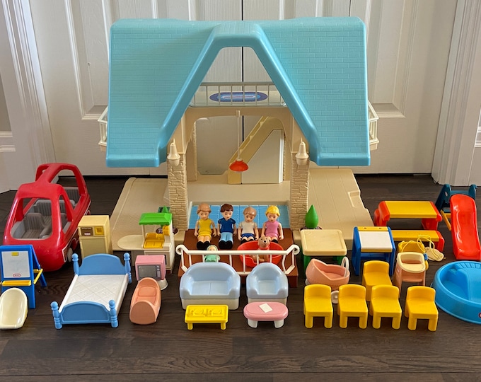 Little Tikes Vintage Dollhouse Loaded With Accessories Please Read