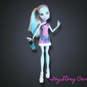 Abbey Bominable ~ Scaris City of Frights, Monster High Doll (Hair Deglued)