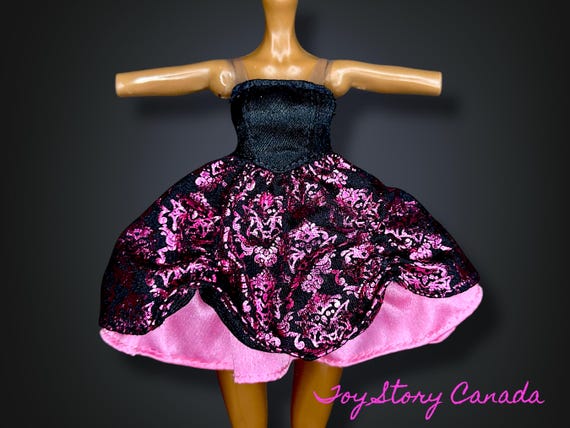 open lace back dress Monster High Draculaura Cosplay Costume Vampire Pink Printed Gauze Dress  Halloween Party Clothing -Cosplayflying