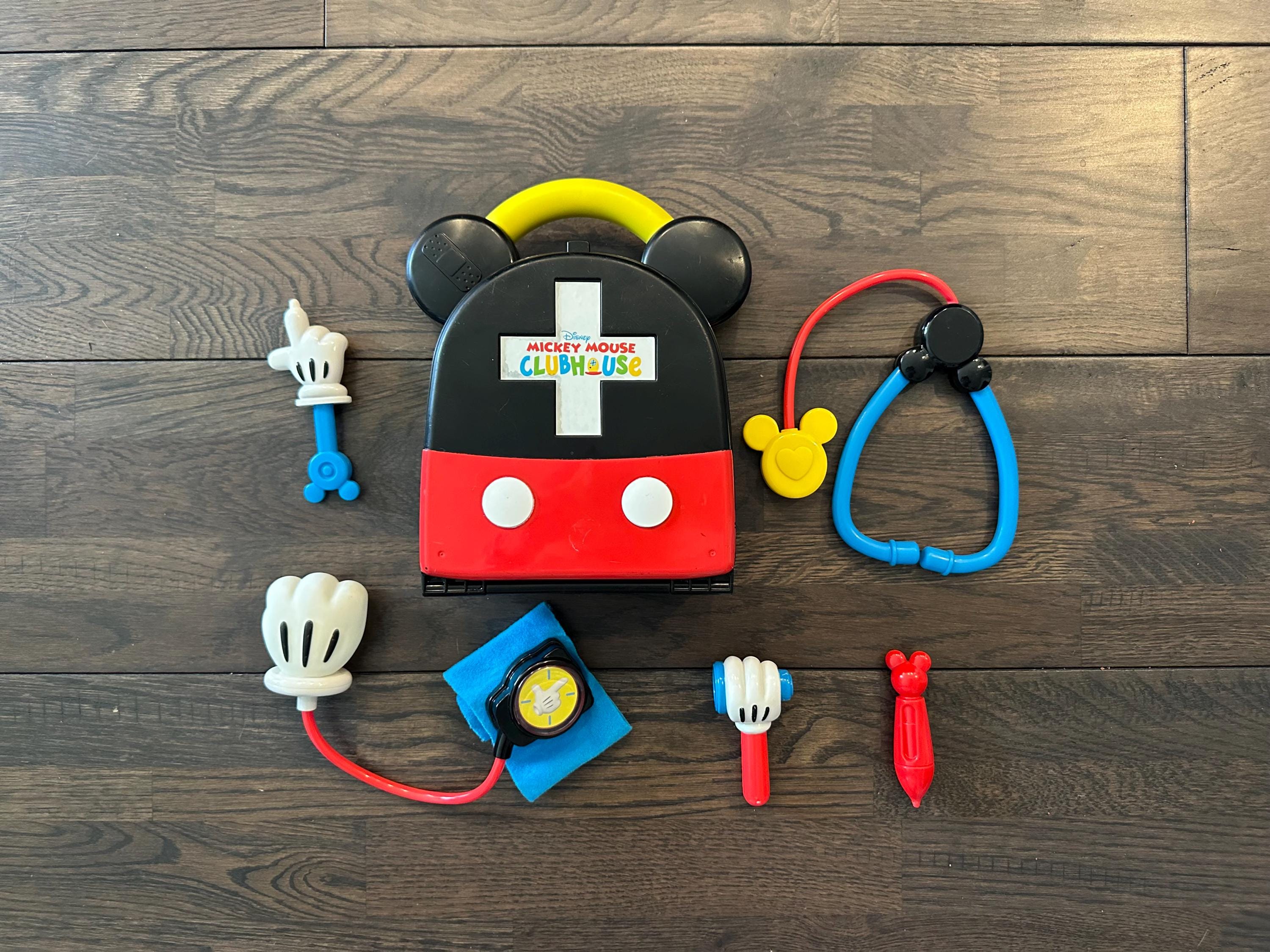 レア　フィッシャープライス メディカルキット アメリカンビンテージ Amazon | フィッシャープライス スマートステージ・バイリンガル