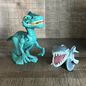 Jurassic World Chompers Dinosaurs ~ Velociraptor & Mosasaurus, B9