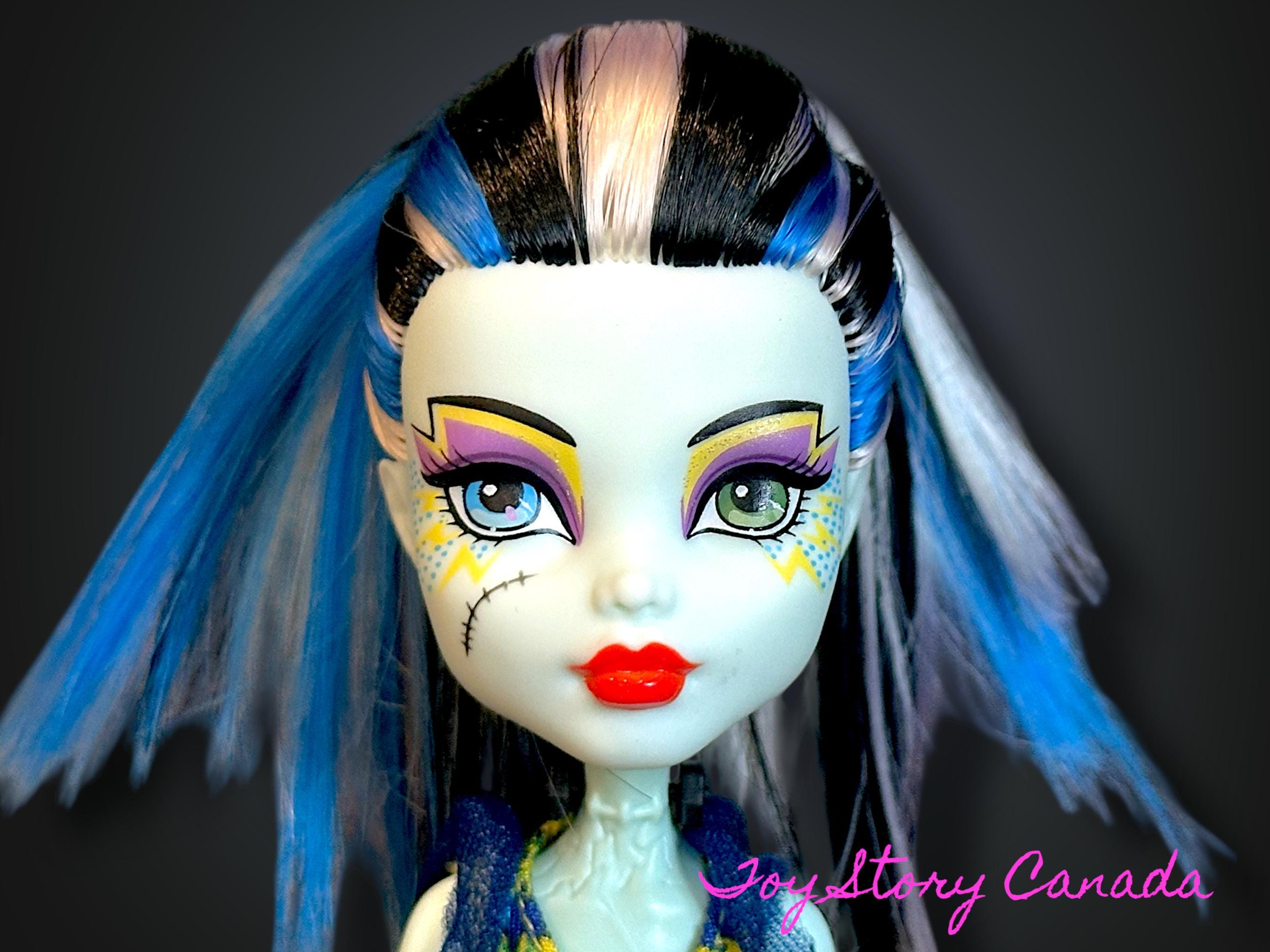 Rosy Monster 大人気ドレールフィンブラウスストライプ　白×ブルー Monster High Frankie Stein ~ Great Scarrier Reef, Glowsome