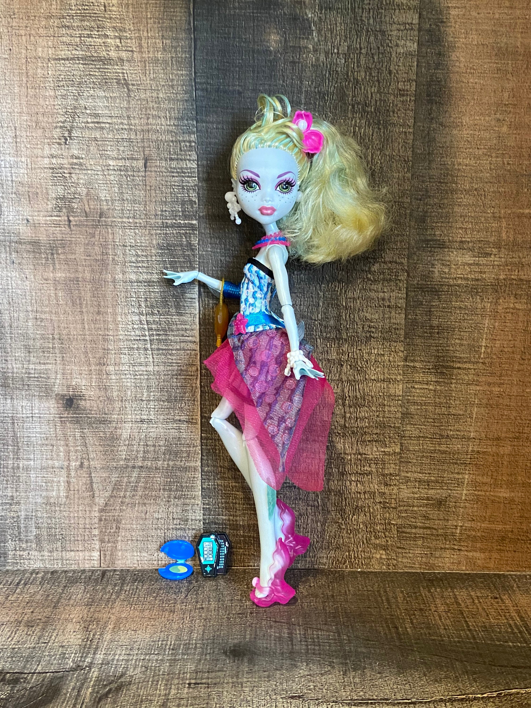 Monster high Poupée Du Lagon Blue Rose