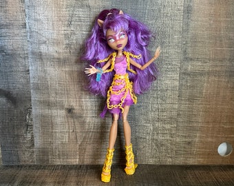 Clawdeen Wolf ~ Embrujada, volviéndose fantasmal ~ Muñeca Monster High, ¡COMPLETA!